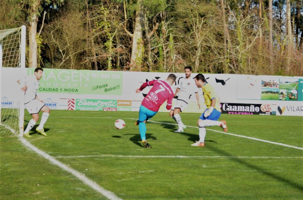 Momento do gol de Primo no minuto 4 do partido. Foto: Amadeo Rey.