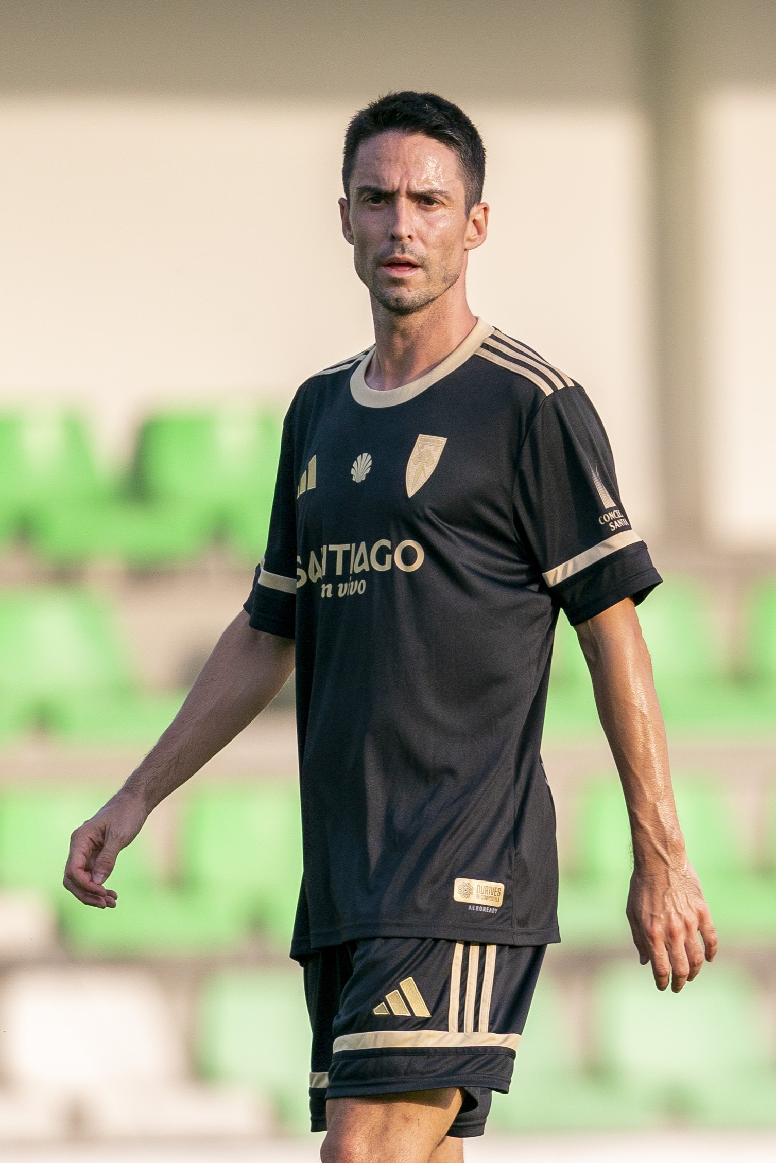 Adrián Armental.