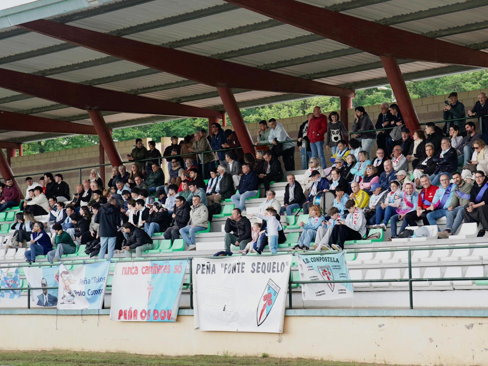 O Compos estivo acompañado pola súa afección en Vilalba.