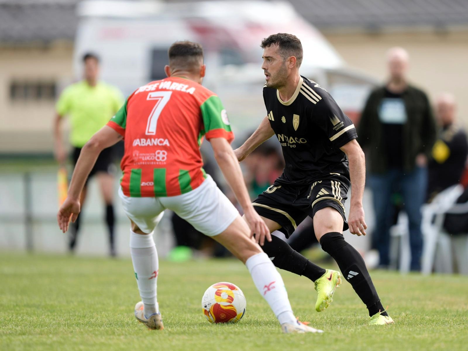 Cañi foi titular na ida do play off.