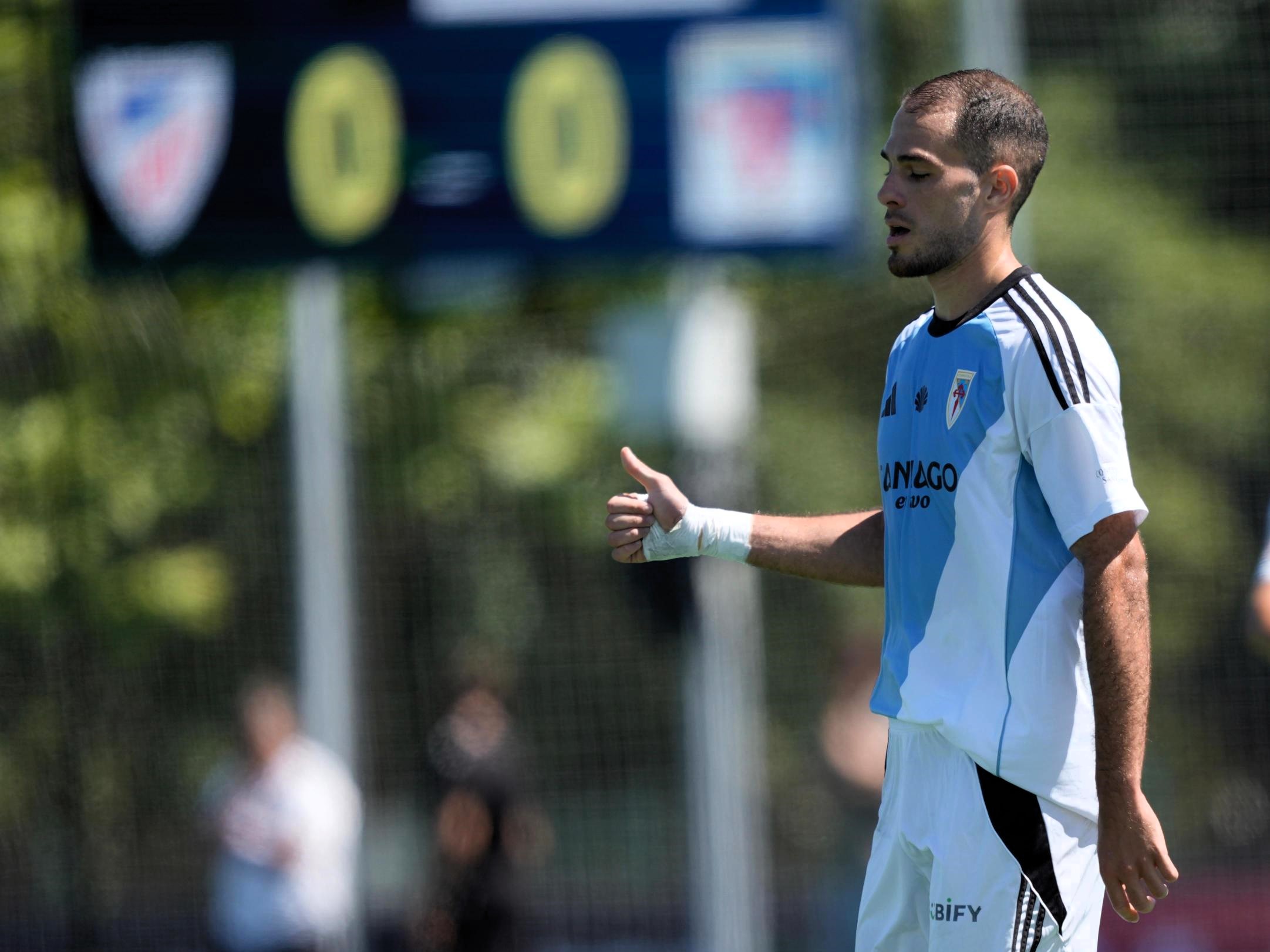 Maceira estivo moi ben defendido durante todo o duelo, aínda que levou perigo cando puido correr.