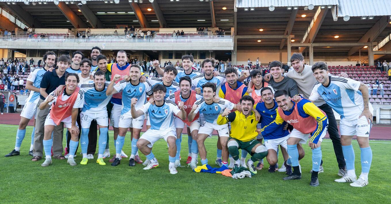 O Compos celebrou ao final, coa súa afección, o pase á seguinte rolda do play off.