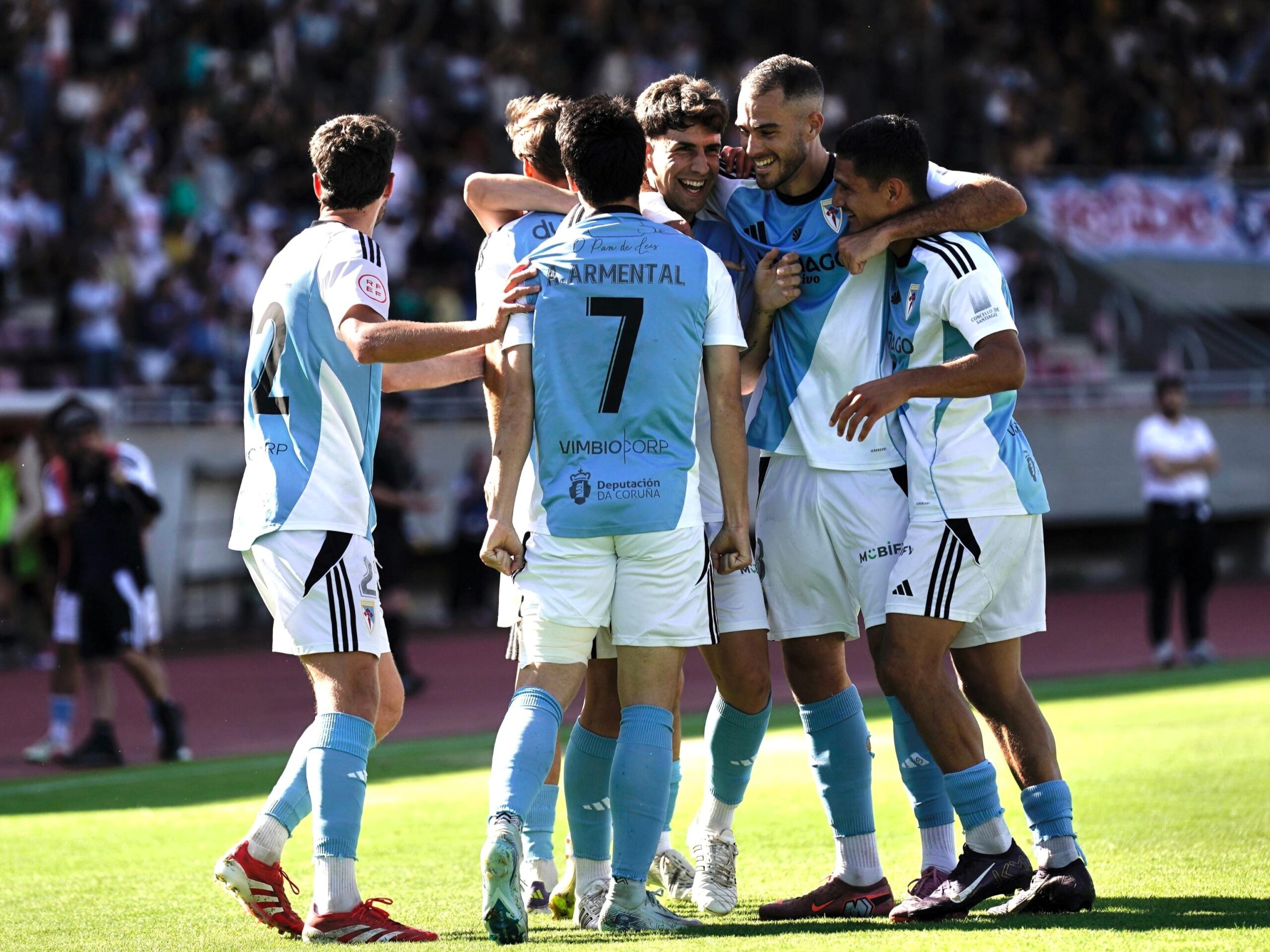 O Compos estivo mellor que o seu rival e tivo ocasións para gañar o partido mesmo con máis vantaxe.