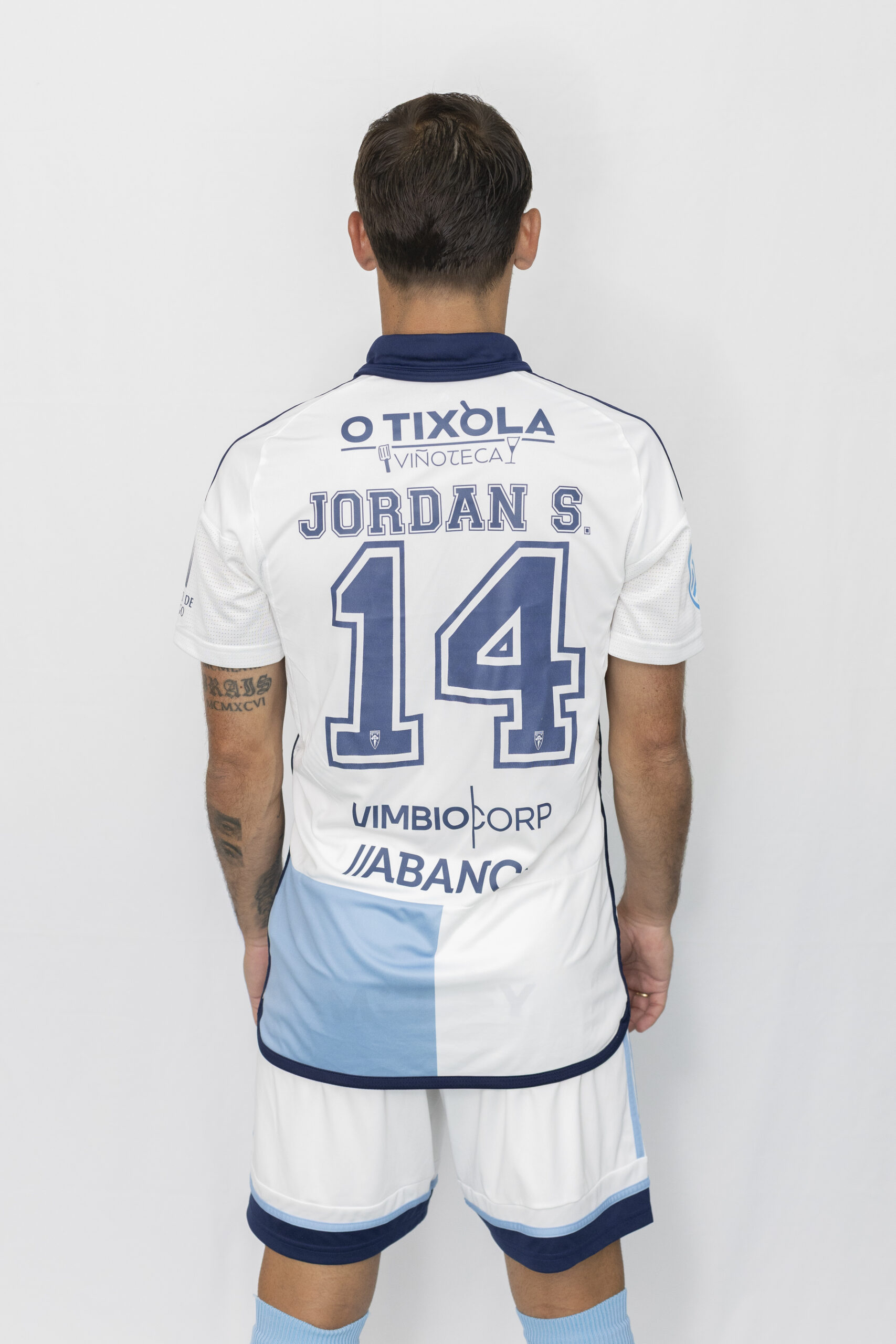 Patrocinio O Tixola.