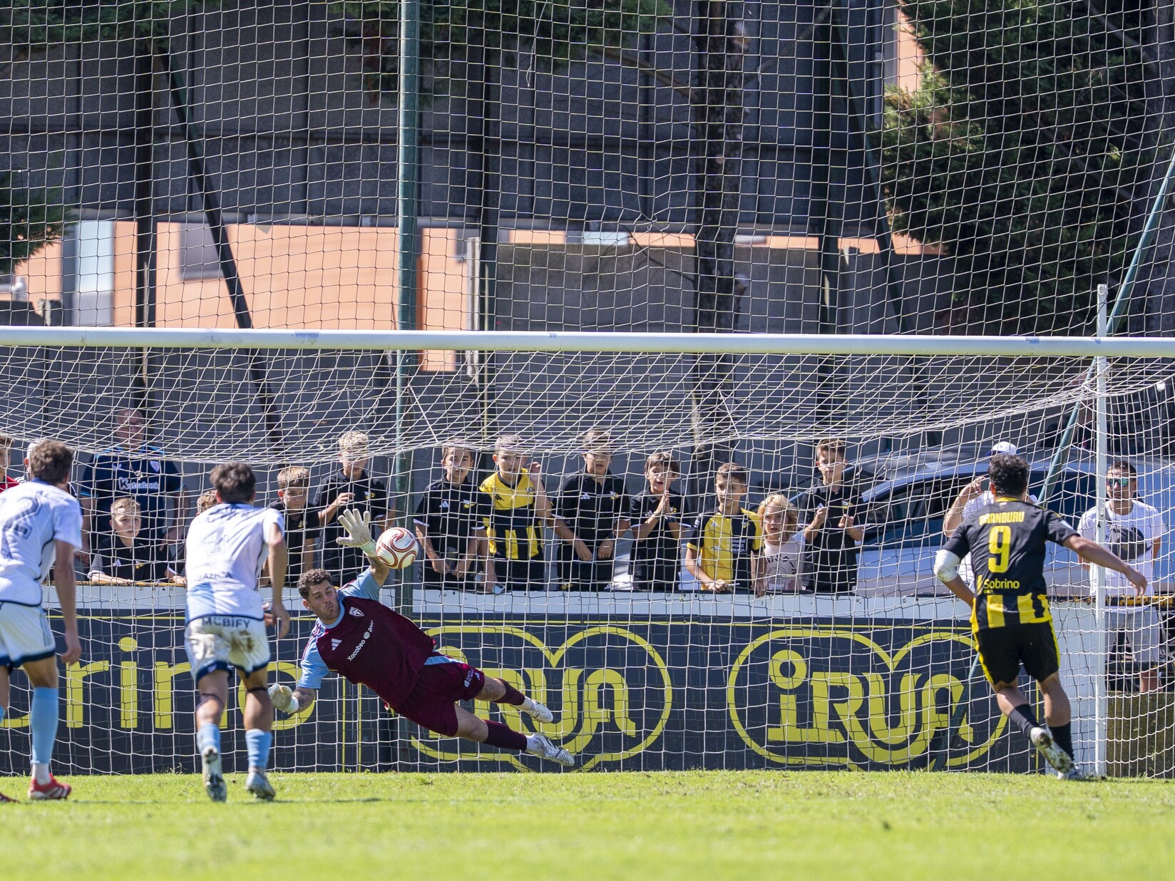 Edu Sousa detivo o penalti decisivo, no 86, permitindo que o Compos sumase un importante punto, o primeiro da tempada.