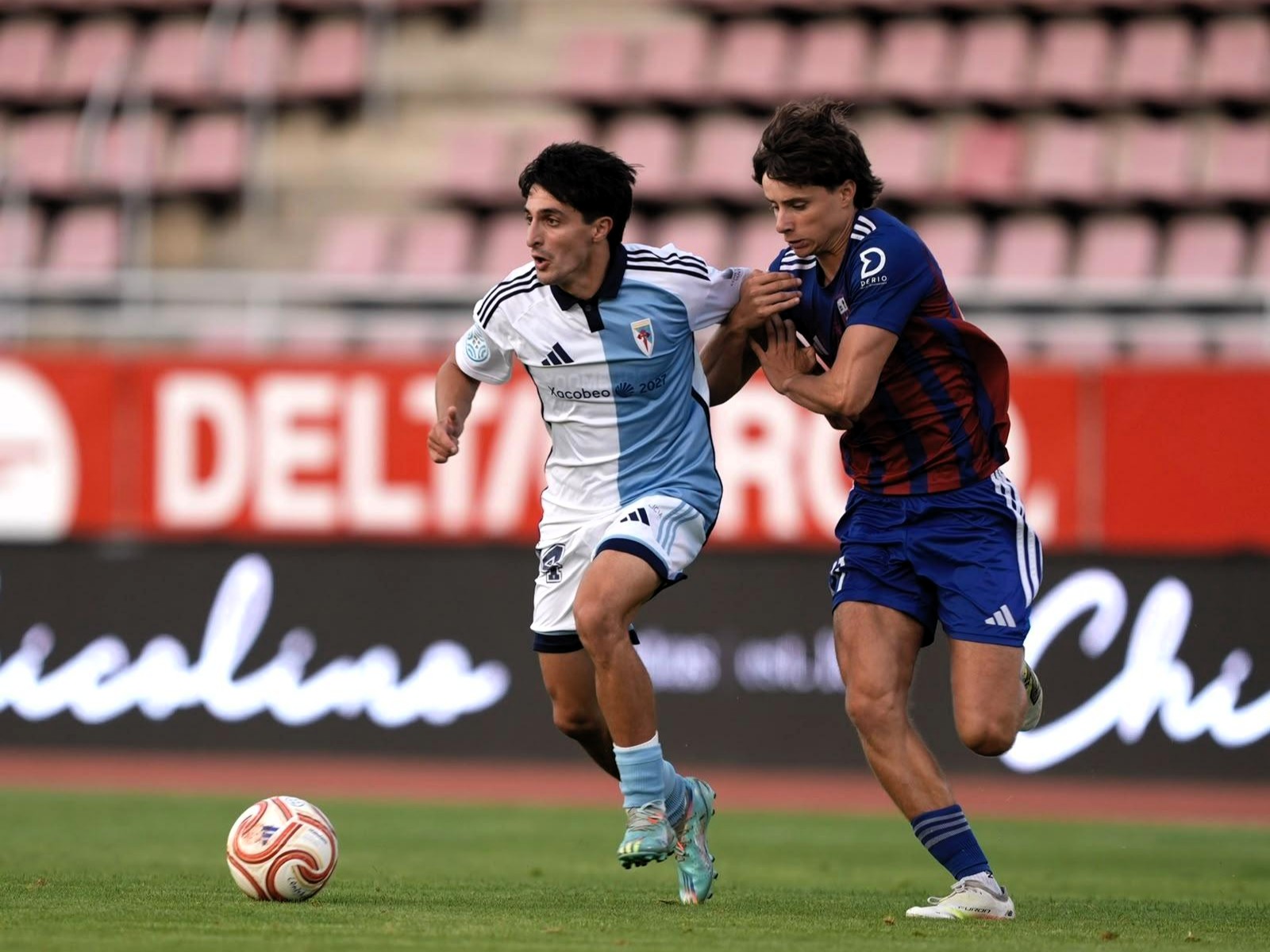 Turby debutou co primeiro equipo en partido oficial.