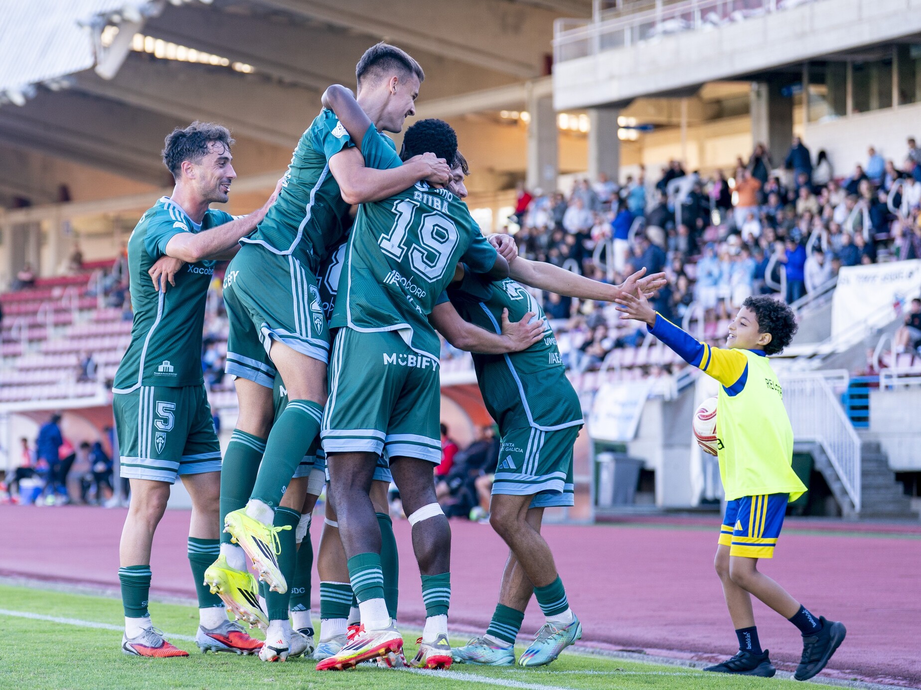 Celebración do Compos contra o Atlético Astorga